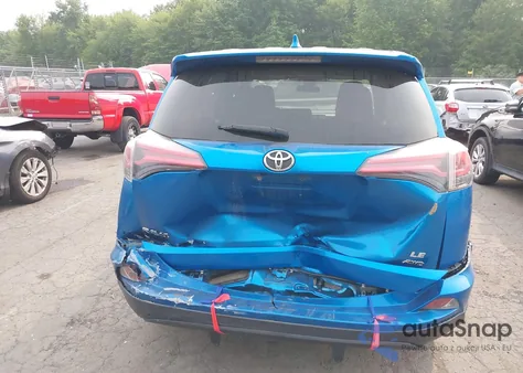 2018 Toyota Rav4 Le z USA, uszkodzony, nr VIN JTMBFREV0JJ186067